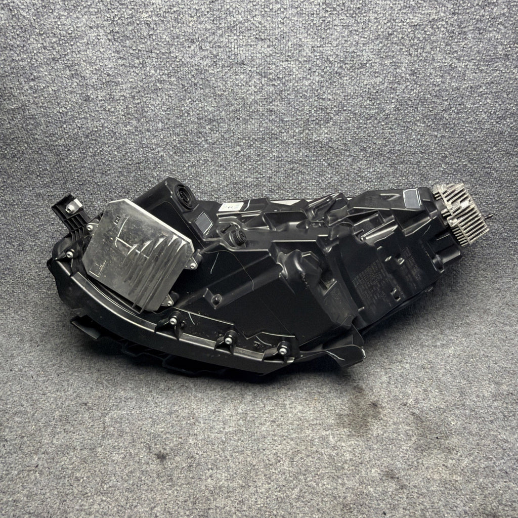 17-23 Tesla Model 3 Y Reflector LED Headlight RH Front Right 1077372-00-K OEM