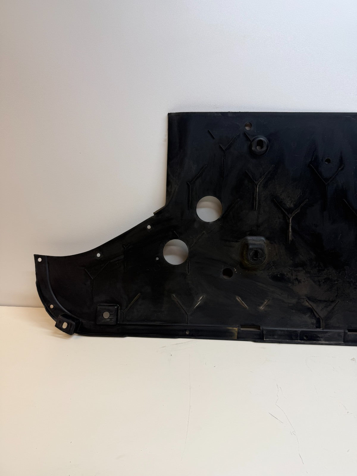2012-2016 TESLA MODEL S Front Lower Splash Shield Under Cover 6008189-00-F