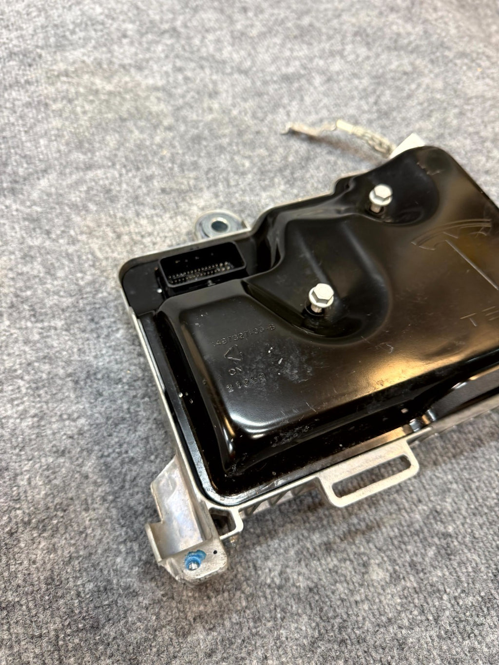 2020 - 2024 TESLA MODEL Y FRONT BODY CONTROL MODULE UNIT OEM, 1497327-00-B