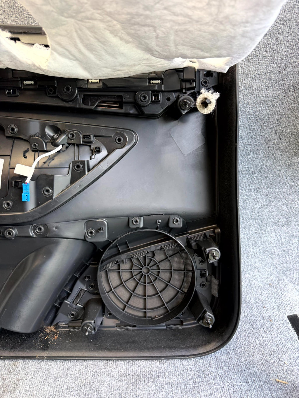 2017-2023 TESLA MODEL 3 FRONT RIGHT SIDE DOOR TRIM PANEL BLACK OEM, 1593863-00-A