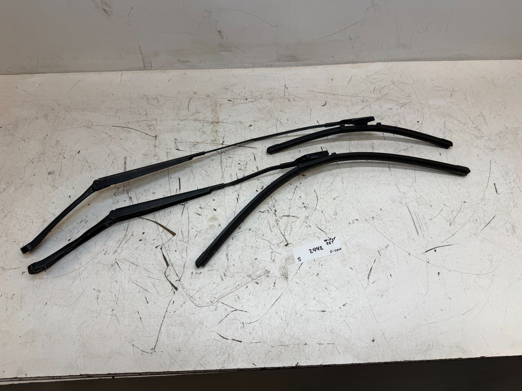 16-20 Tesla Model S Front Right Left Side Windshield Wiper Arm Set 6005951-00-C