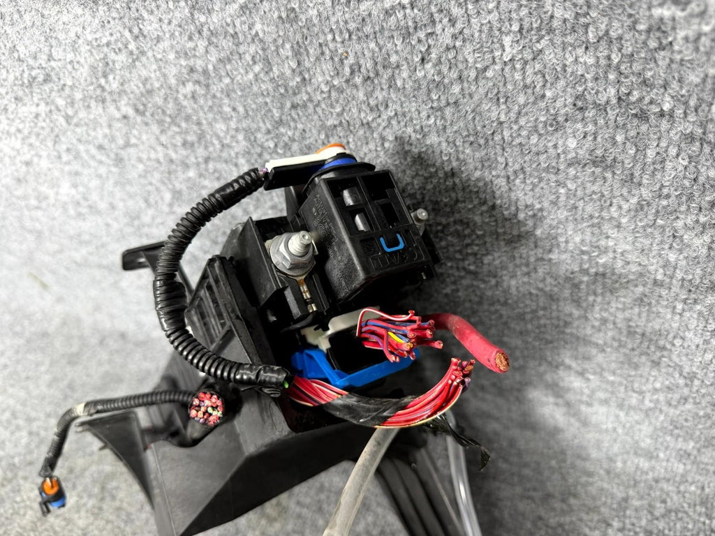 16-20 Tesla Model X Front Frunk Fuse Relay Junction Box Module OEM, 1046331-00-C