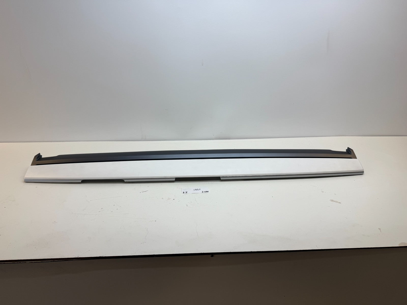 2017-24 TESLA MODEL Y 3 FRONT DASH PANEL TRIM MOLDING WOOD COVER 1619564