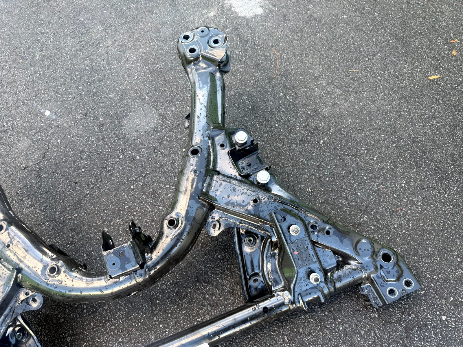 ♦️17-23 TESLA MODEL 3 FRONT SUBFRAME CROSSMEMBER CRADLE FRAME OEM, 1103547-00-A