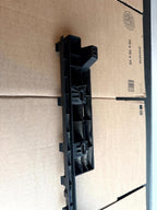 ♦️16-23 TESLA MODEL X REAR RIGHT DOOR LATCH LOWER COVER BRACKET OEM 1053726-00-B