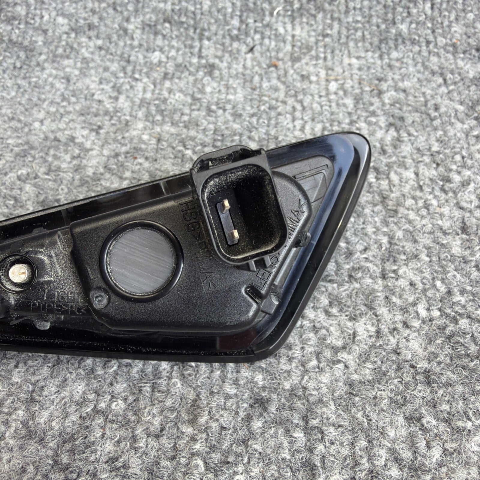 17-22 Tesla 3 Y OEM Left Side Fender Signal Camera 1495864-20-D /broken tab