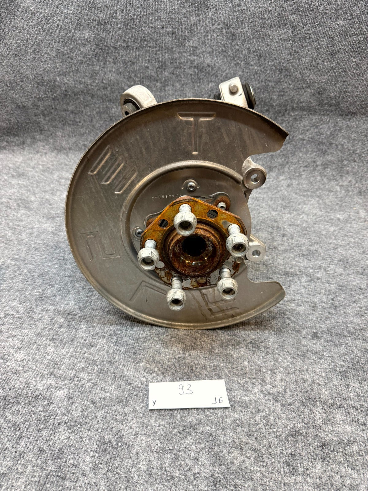 2020-2024 TESLA MODEL Y REAR RIGHT SPINDLE KNUCKLE HUB & SHIELD OEM,1188416-00-F