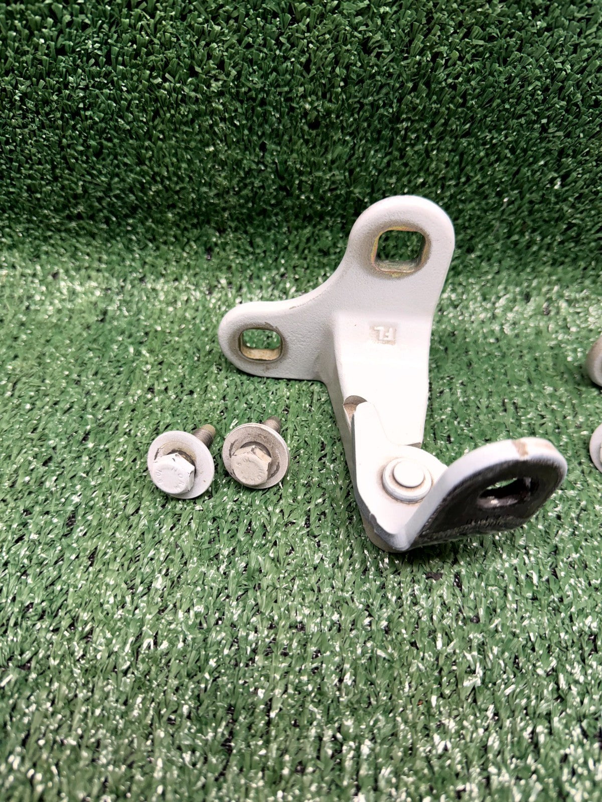 ♦️2020-2024 TESLA MODEL Y FRONT LEFT UPPER & LOWER DOOR HINGE OEM, 1497492 00 B