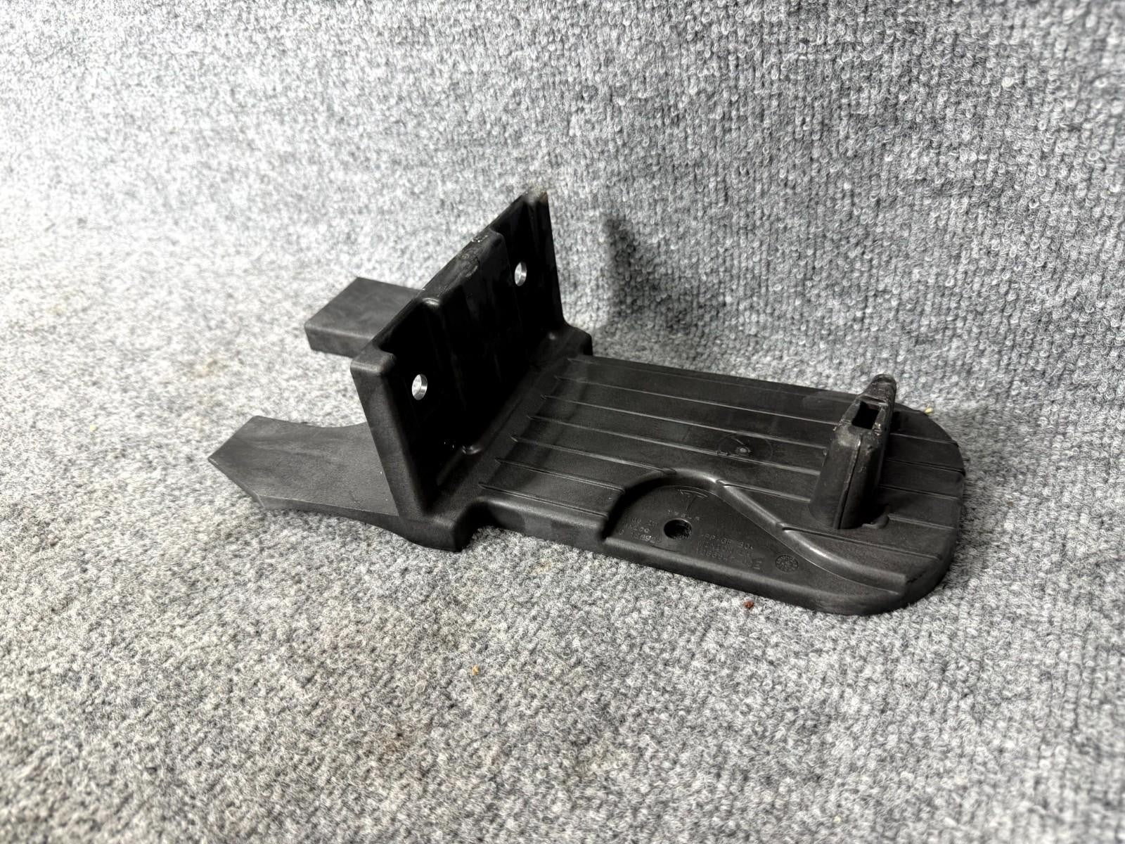 2016-2020 Tesla Model X Rear Left Side Floor Support Bracket OEM, 1066847-00-E