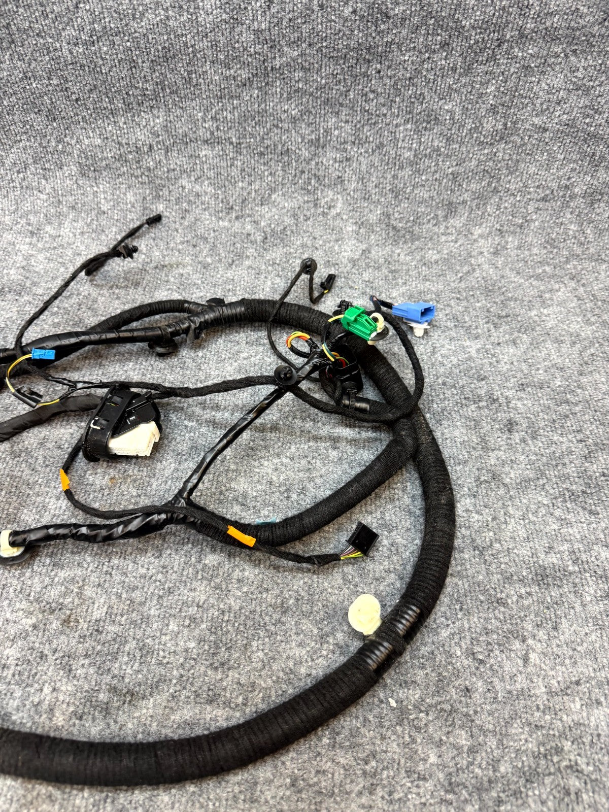 2020-2024 TESLA MODEL Y FRONT LEFT SIDE DOOR WIRING HARNESS OEM, 1489044-00-D