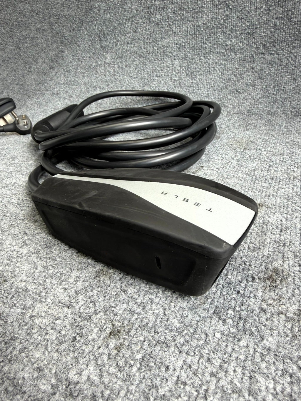 TESLA MODEL S 3 X Y MOBILE CONNECTOR CHARGING CABLE W/ BAG OEM, 1101789-00-M