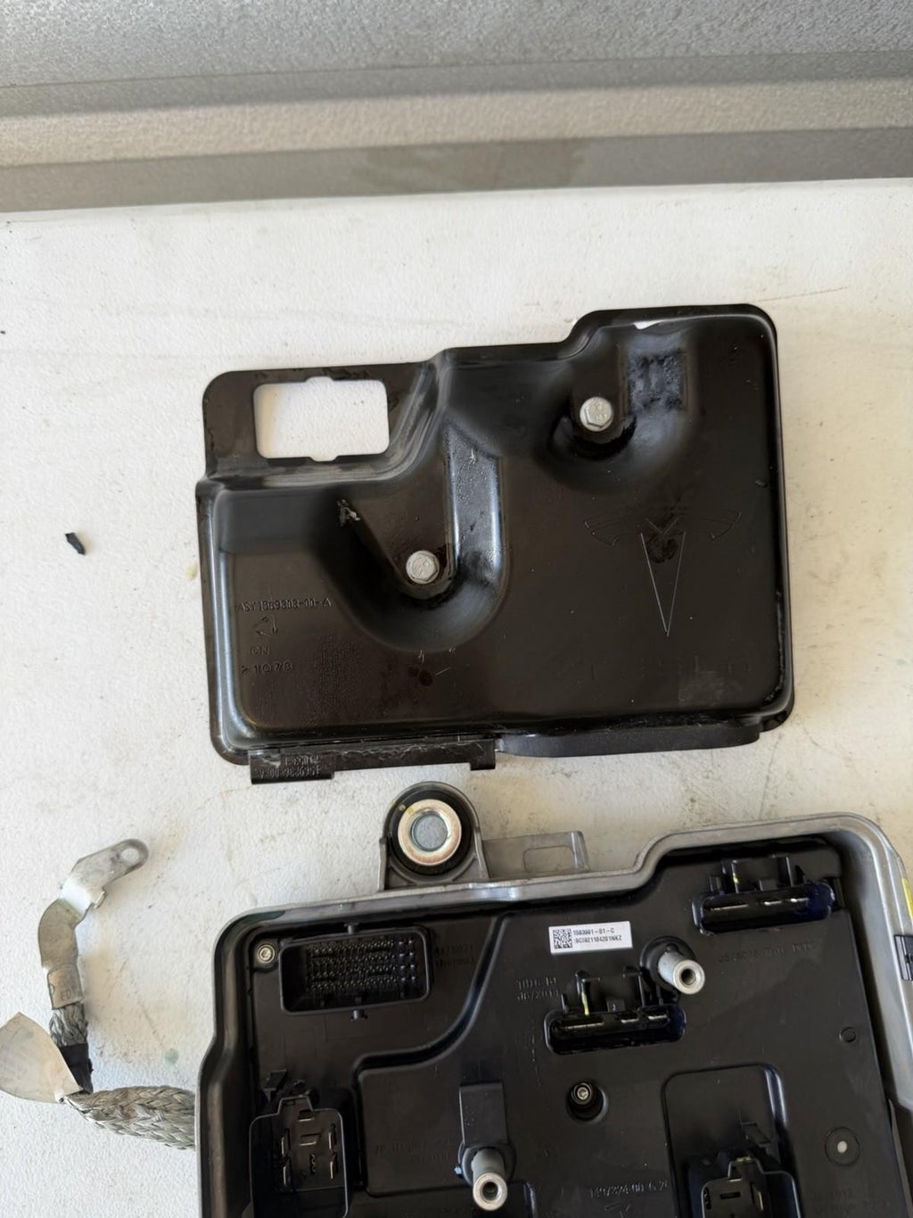♦️17-23 TESLA MODEL 3 FRONT VEHICAL ELECTRONIC CONTROL MODULE OEM, 1583991-01-C