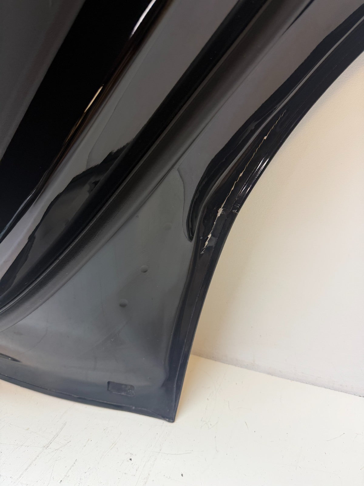 2016-2020 Tesla Model Y Rear Right Passenger Complete Door Assembly W/ Glass