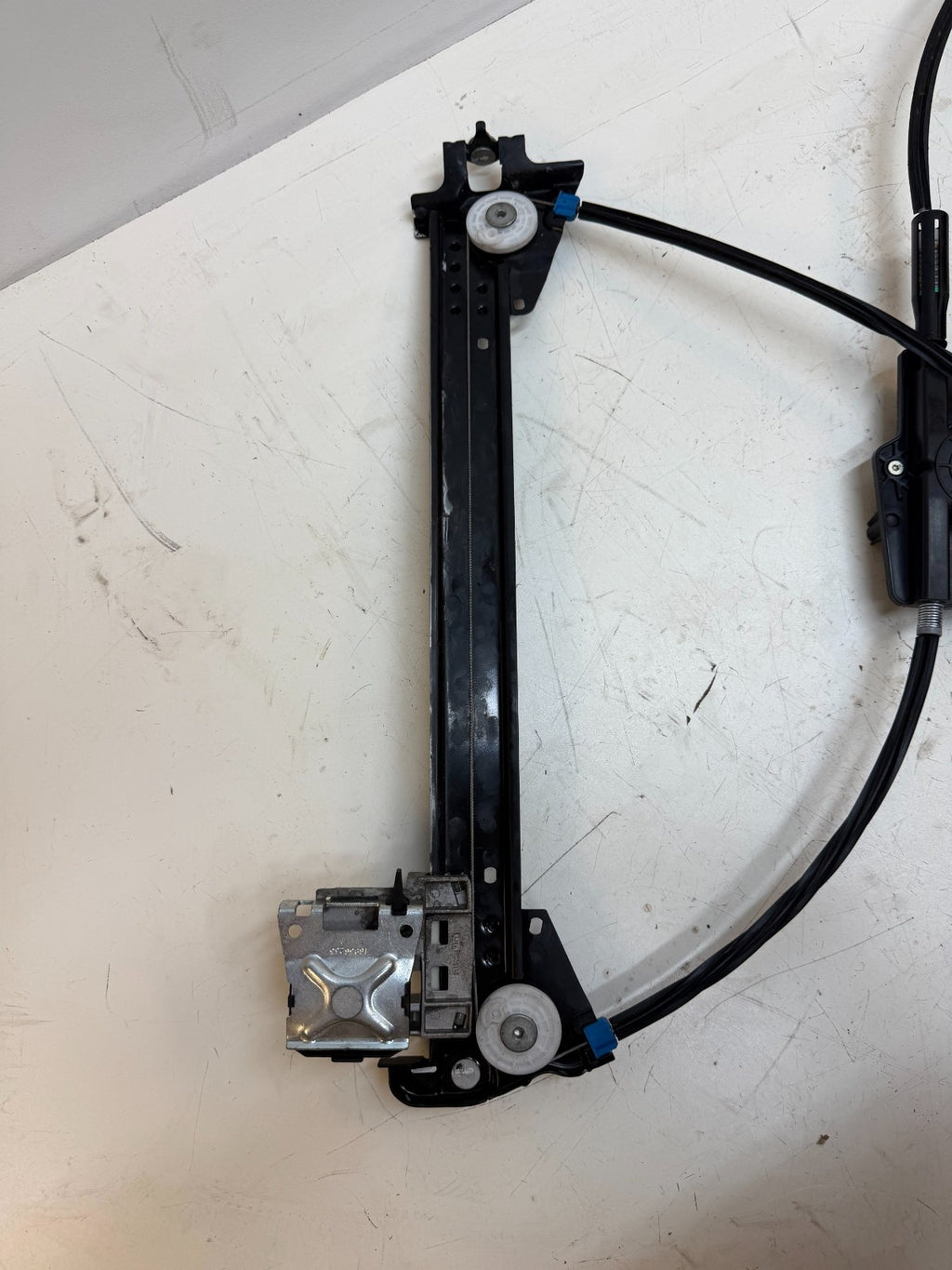 2012-2020 Tesla Model S Front Left Door Window Regulator & Motor 6006551-99-K