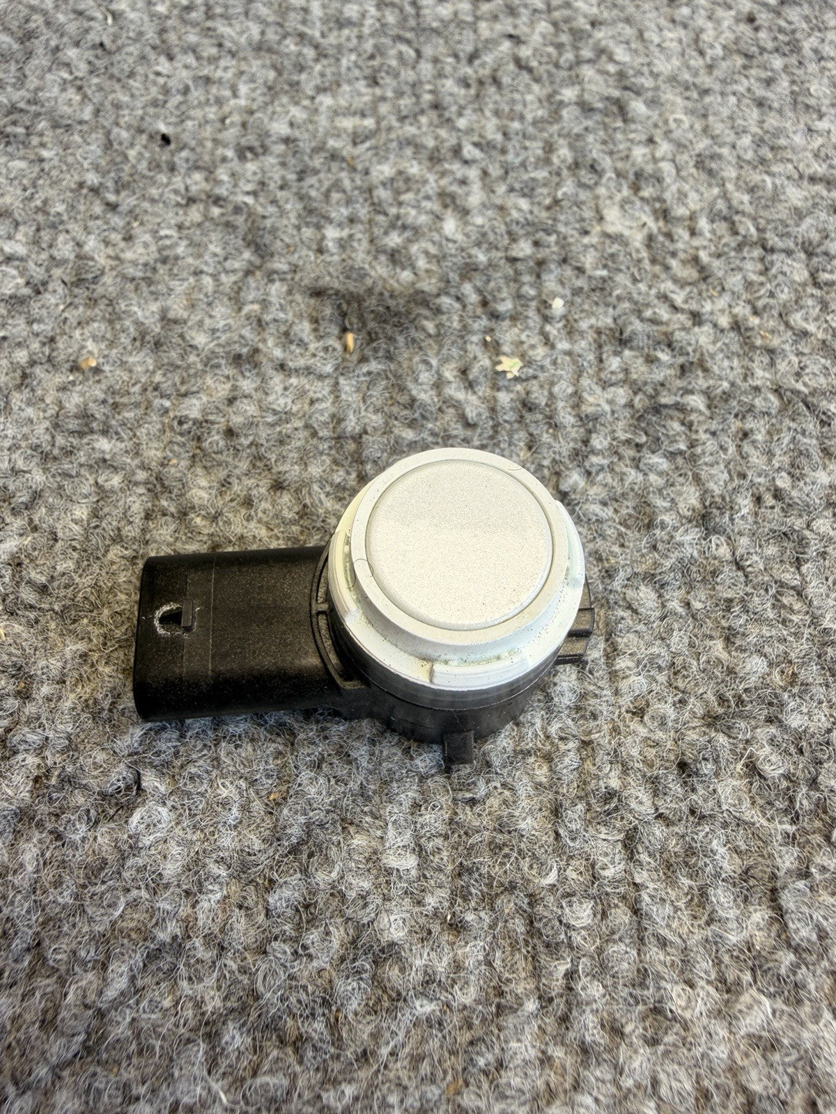 2021 2022 2023 TESLA MODEL 3 FRONT BUMPER PDC PARKING SENSOR OEM 1127503-11-D