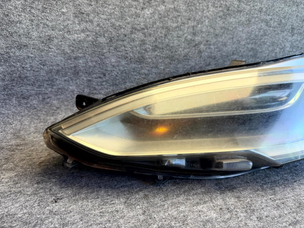 ♦️2016 – 2020 TESLA MODEL S FRONT LEFT DRIVER SIDE HEADLIGHT OEM, 1053570-00-A
