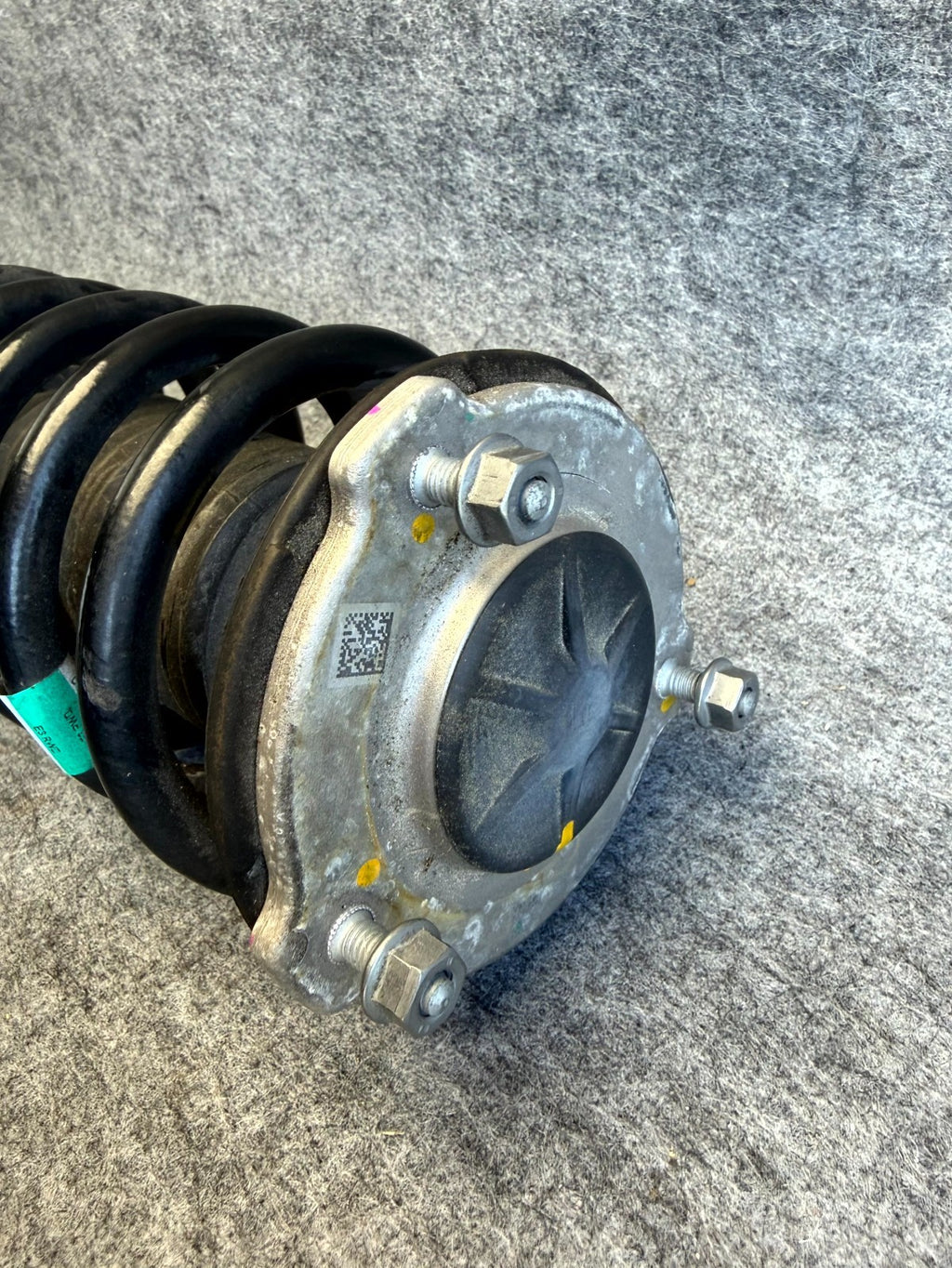 ♦️17-23 TESLA MODEL 3 FRONT RIGHT SIDE SHOCK ABSORBER ASSEMBLY OEM, 1044369-01-F