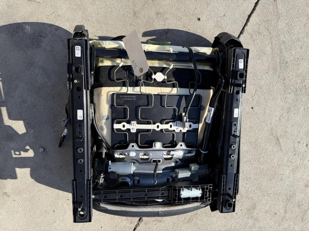 ♦️2017-2024 TESLA MODEL 3 Y FRONT RIGHT SIDE LOWER CUSHION SEAT OEM,1452804-00-F