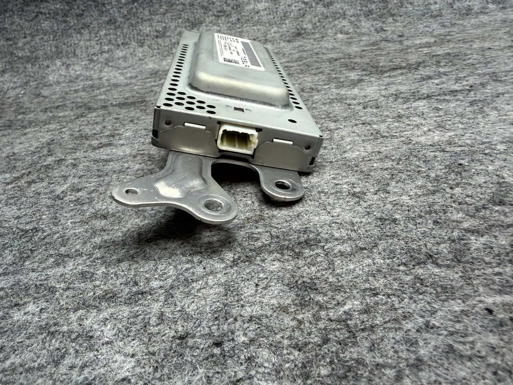 ♦️2017 - 2023 TESLA MODEL 3 RADIO RECEIVER CONTROL MODULE UNIT OEM, 1079749-00-D