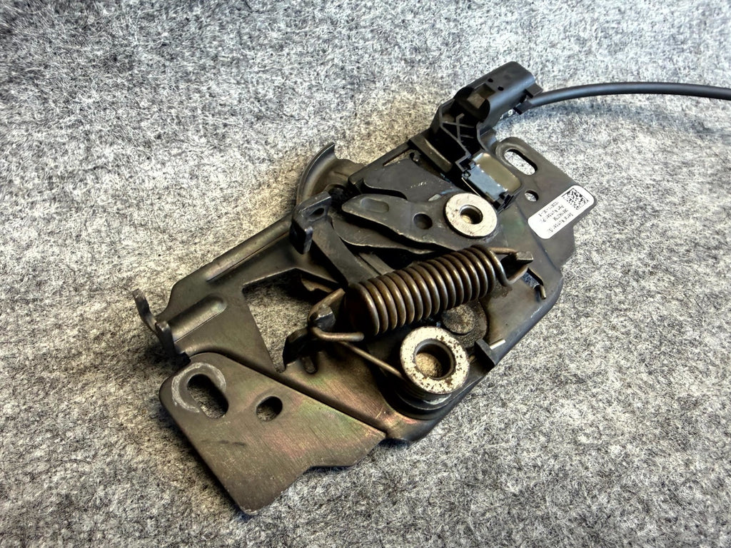 ♦️12–16 TESLA MODEL S FRONT HOOD LOCK LATCH RELEASE CABLE ASSY OEM, 1033011-00-B