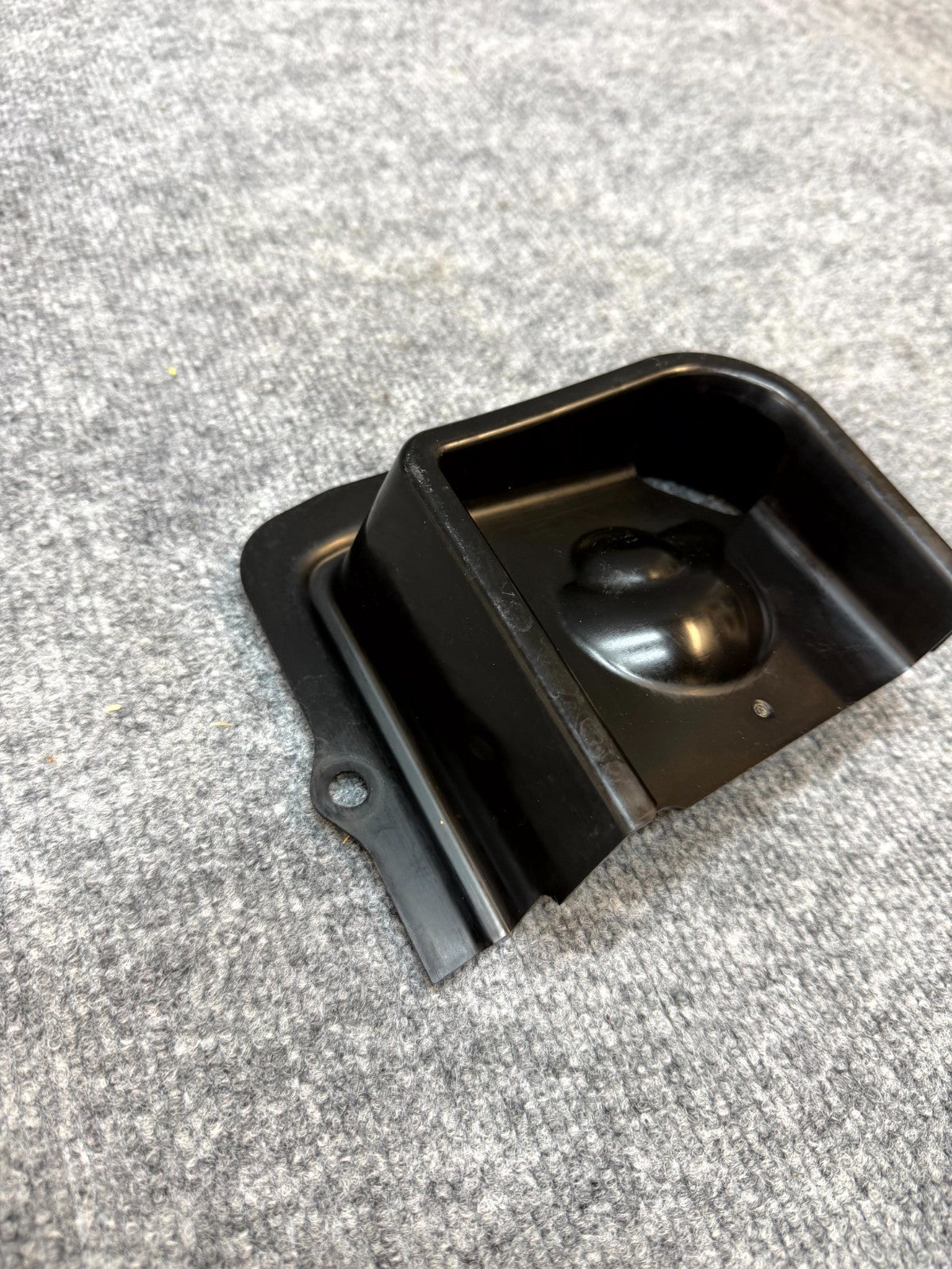 20-23 TESLA MODEL Y RIGHT COWL PANEL SHOCK TOWER COVER MOLDING OEM 1494084-00-A