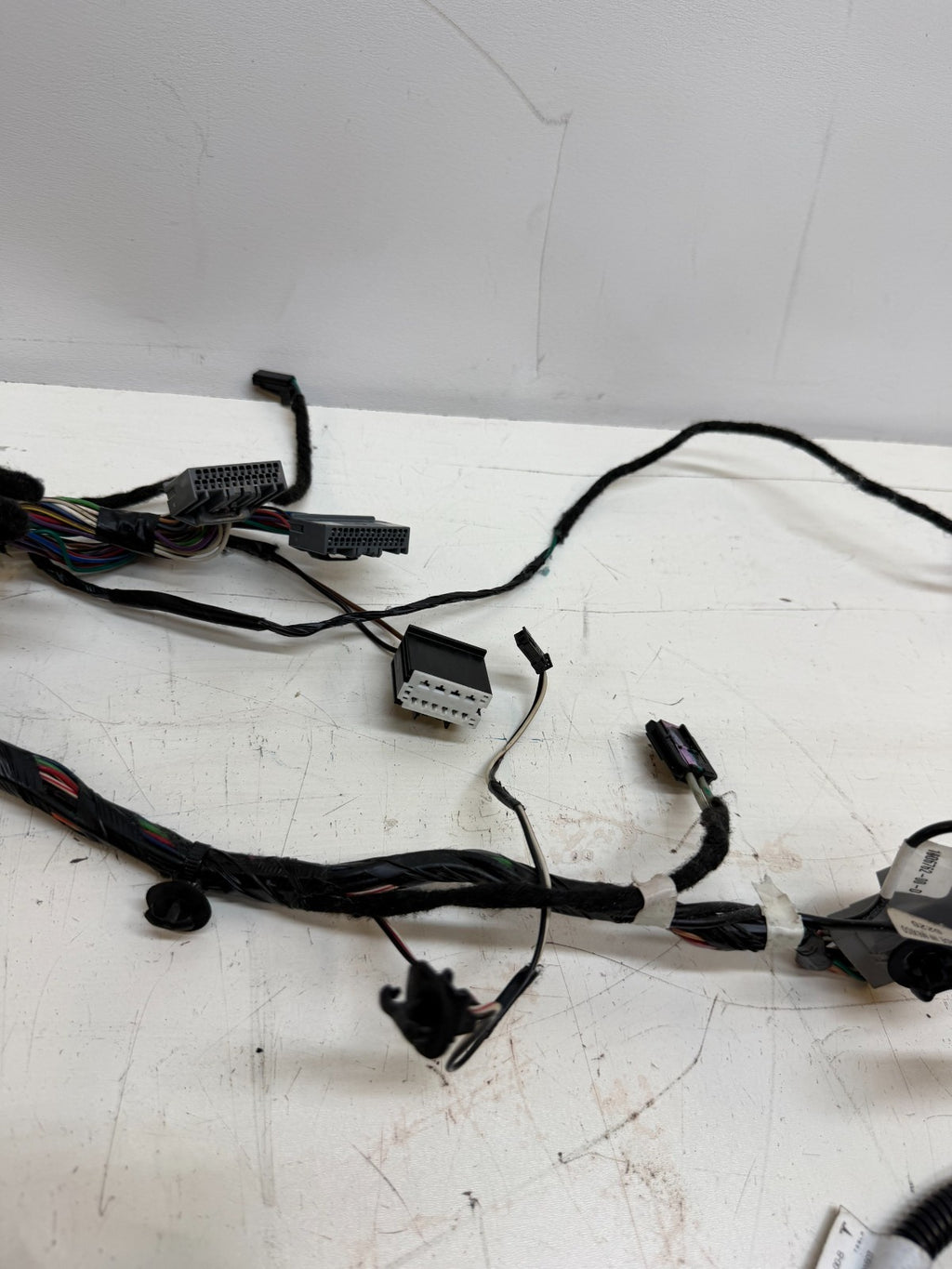 2016-2020 Tesla Model S Front Right Side Door Wire Wiring Harness 1069106-00-B