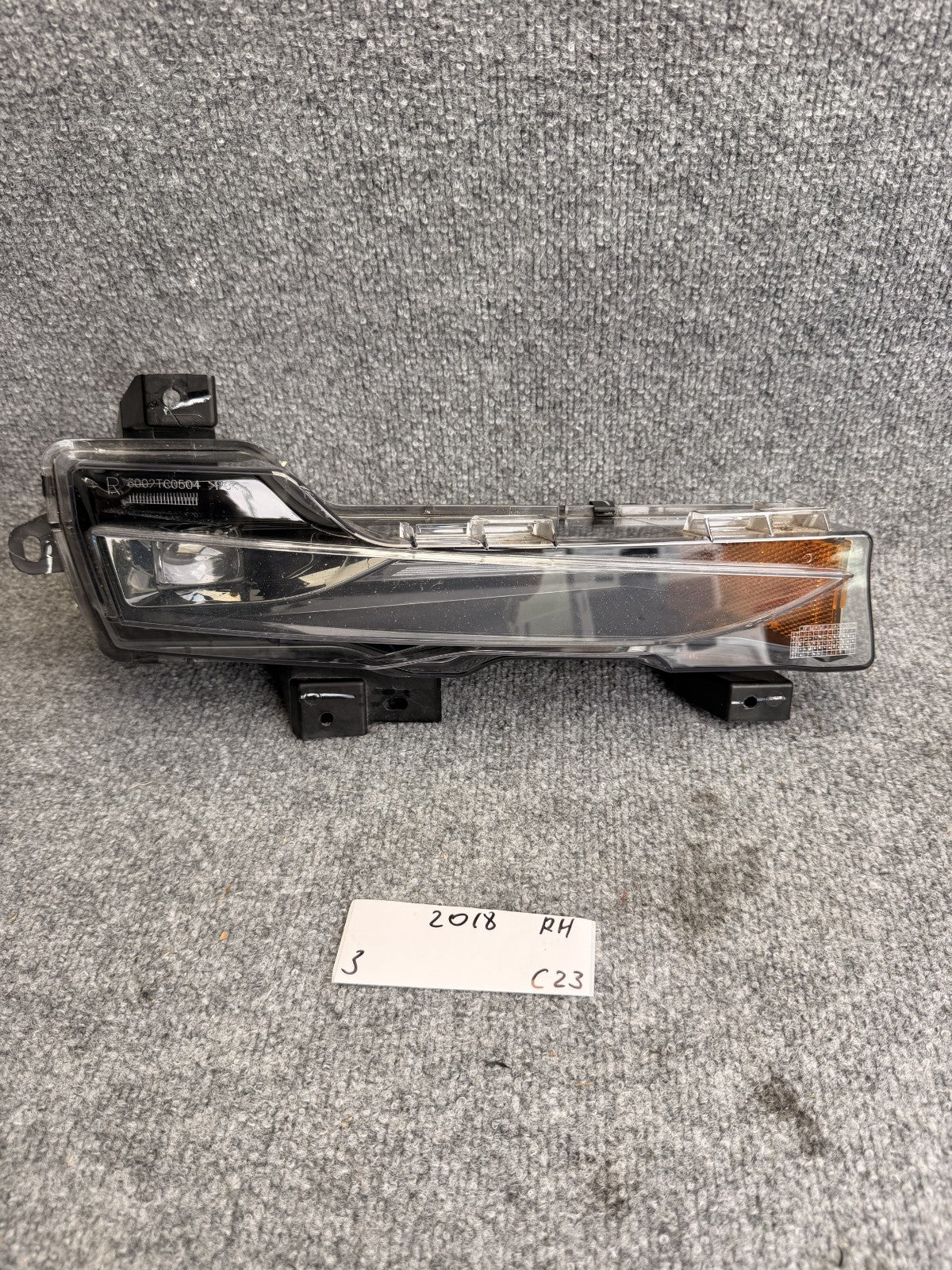 2017 - 2024 TESLA MODEL Y/3 FRONT RIGHT SIDE FOG LIGHT ASSY OEM, 1077392-00-f