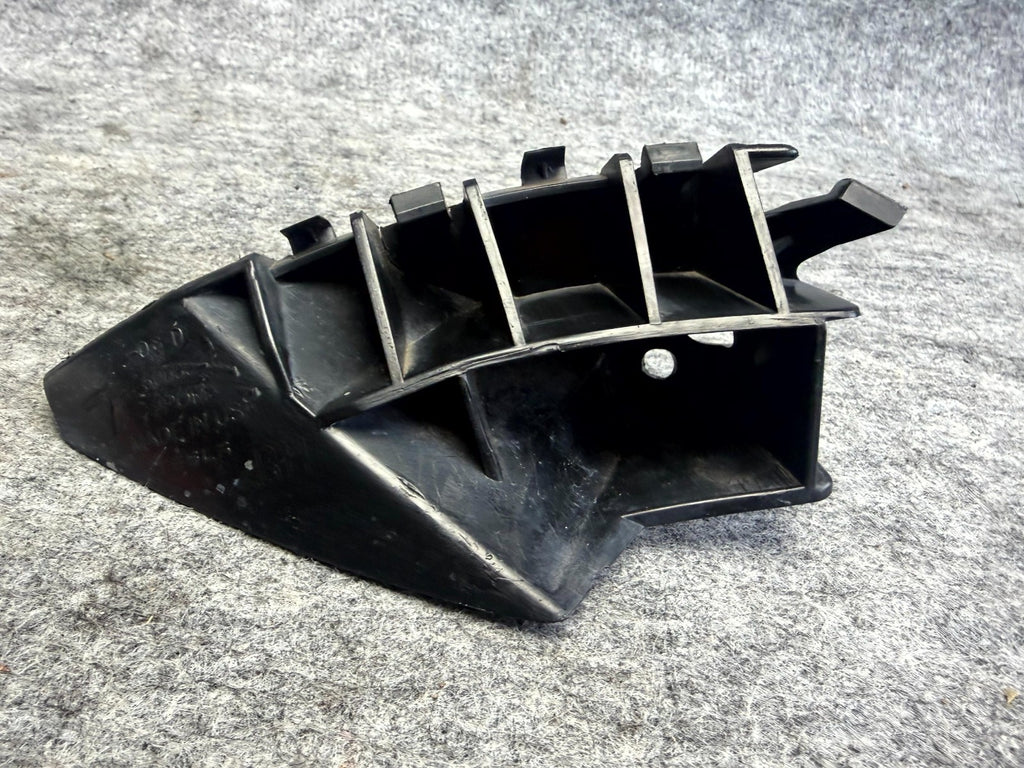 ♦️2012 - 2020 TESLA MODEL S FRONT RIGHT BUMPER FENDER BRACKET OEM, 1041318-00-C