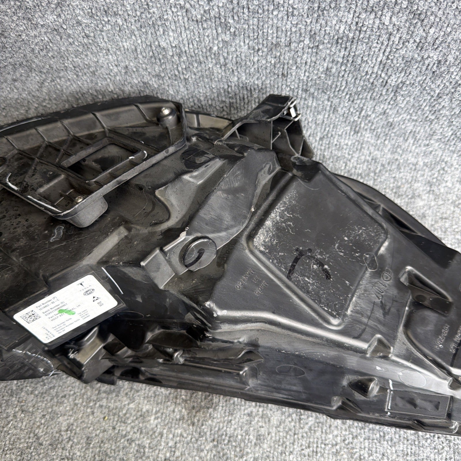 2021-2023 TESLA MODEL 3 Y LEFT HEADLIGHT PROJECTOR MATRIX 2ND GEN 1514952-00-C