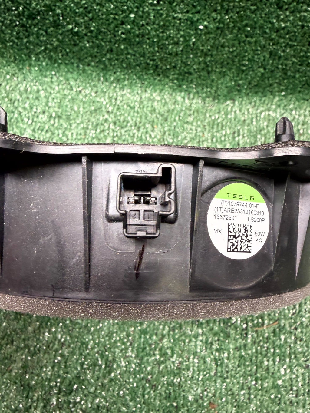 ♦️2020–2024 TESLA MODEL Y FRONT LEFT SIDE DOOR SPEAKER WOOFER OEM, 1079744-01-F
