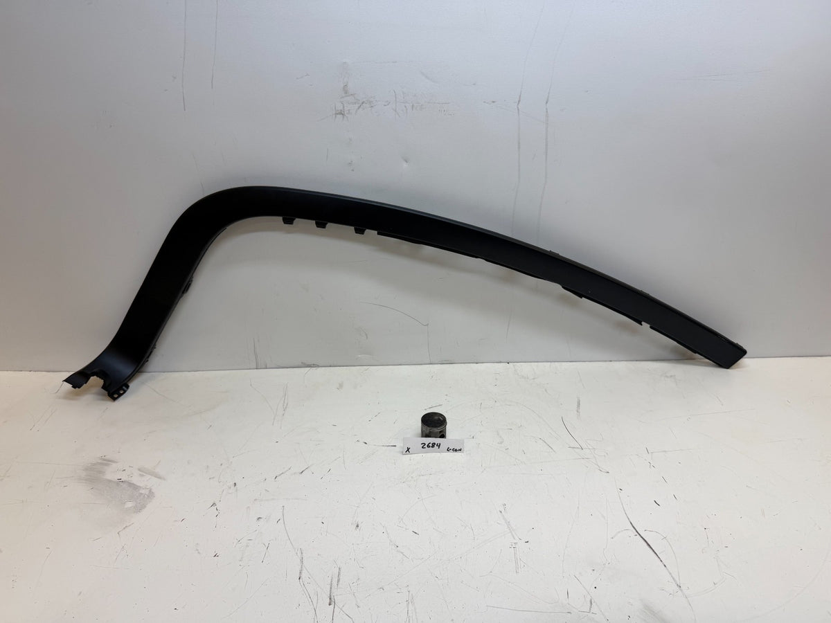 2016-2020 Tesla Model X Rear Right Door Fairing Sill Jam Trim Bracket 1060088-00
