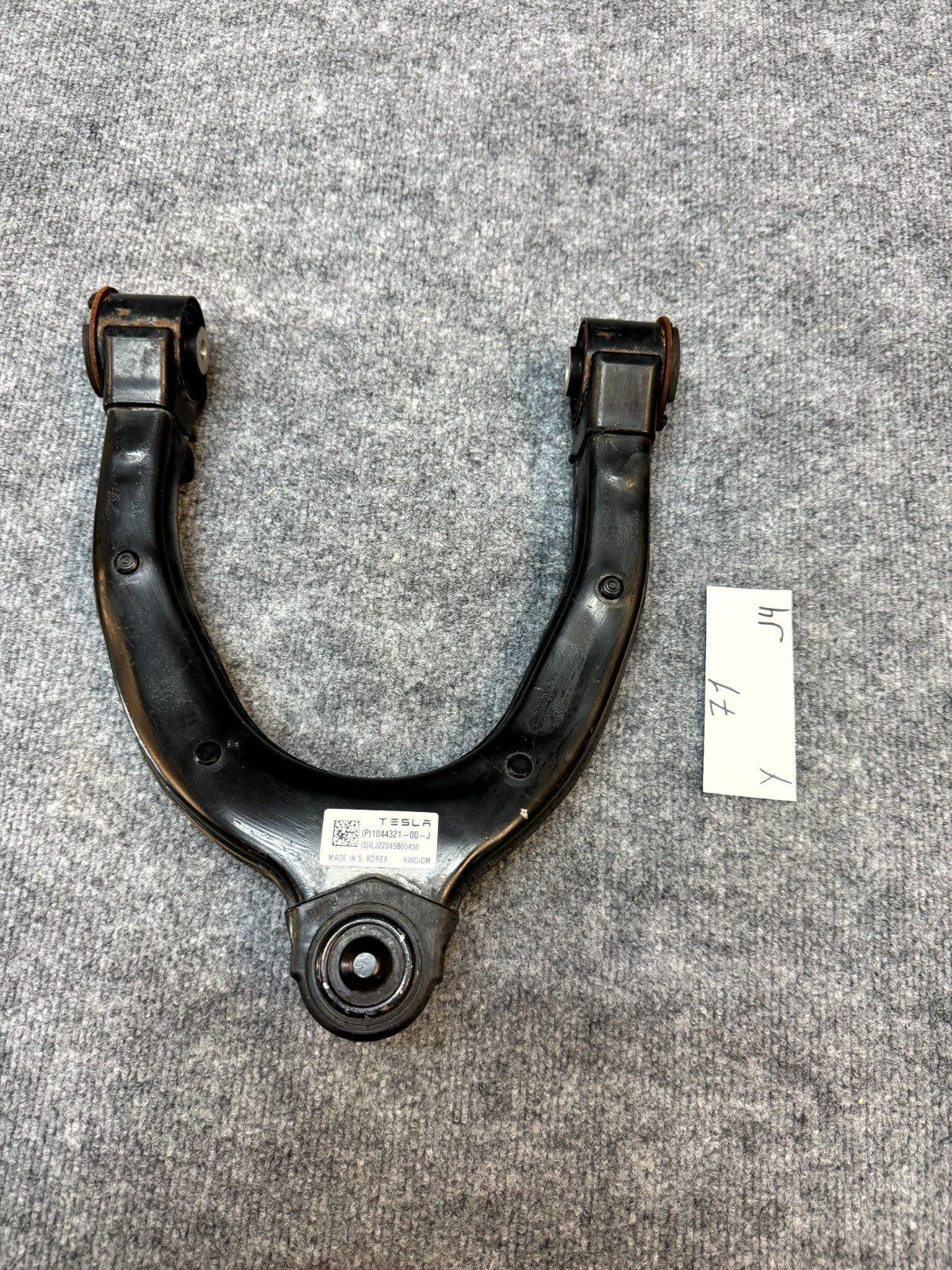 2020 - 2024 TESLA MODEL Y FRONT LEFT SIDE UPPER CONTROL ARM OEM, 1044321-00-J