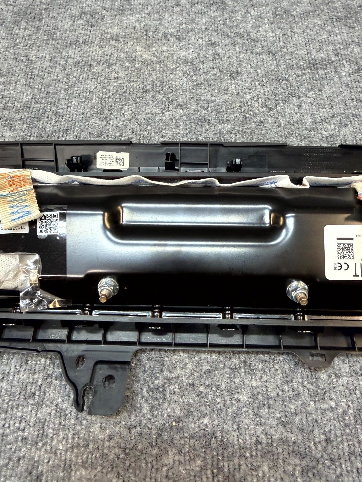 2017-2024 TESLA MODEL 3 Y RIGHT SIDE DASHBOARD TRIM COVER PANEL OEM 1077826-00-E
