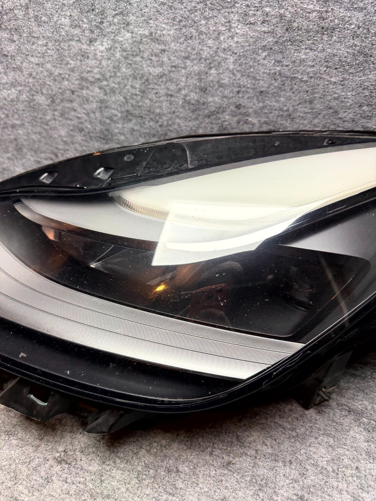 ♦️2021–2023 TESLA MODEL 3 FRONT LEFT SIDE HEADLIGHT ASSEMBLY OEM, 1514952-00-C