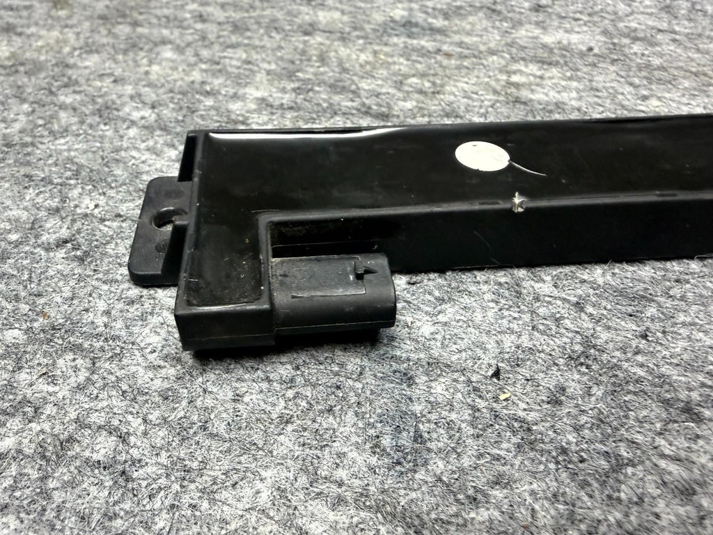 ♦️2016-2020 TESLA MODEL X KEYLESS ENTRY ANTENA CONTROL MODULE OEM, 1043130-00-B
