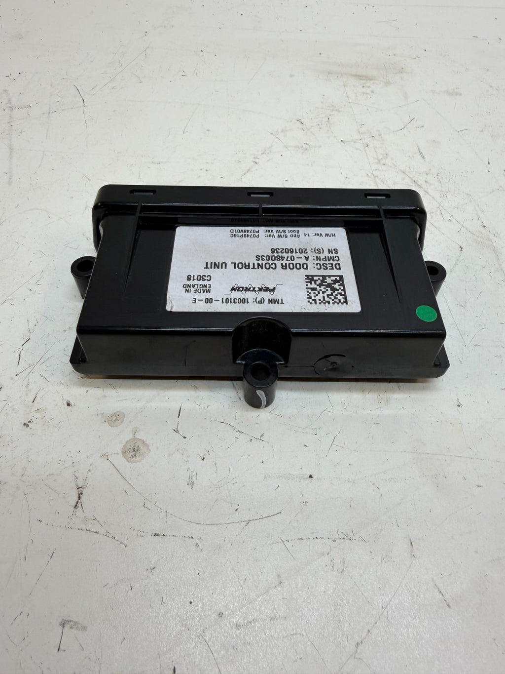 2012-2020 Tesla Model S Front Door Control Module Computer Unit 1003101-00-E
