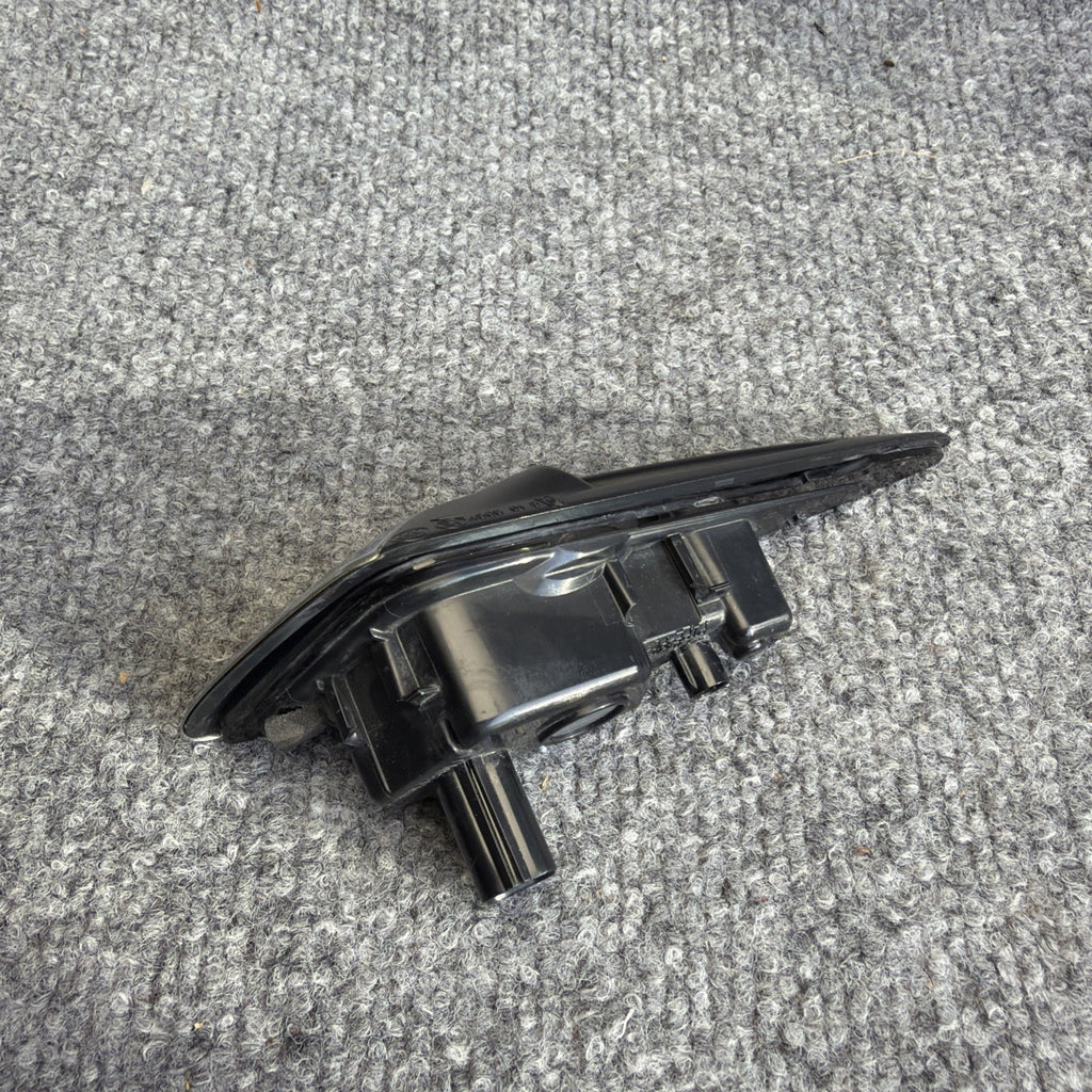 17-23 TESLA MODEL 3/Y LEFT FENDER TURN SIGNAL REPEATER CAMERA OEM 1125106-77-E