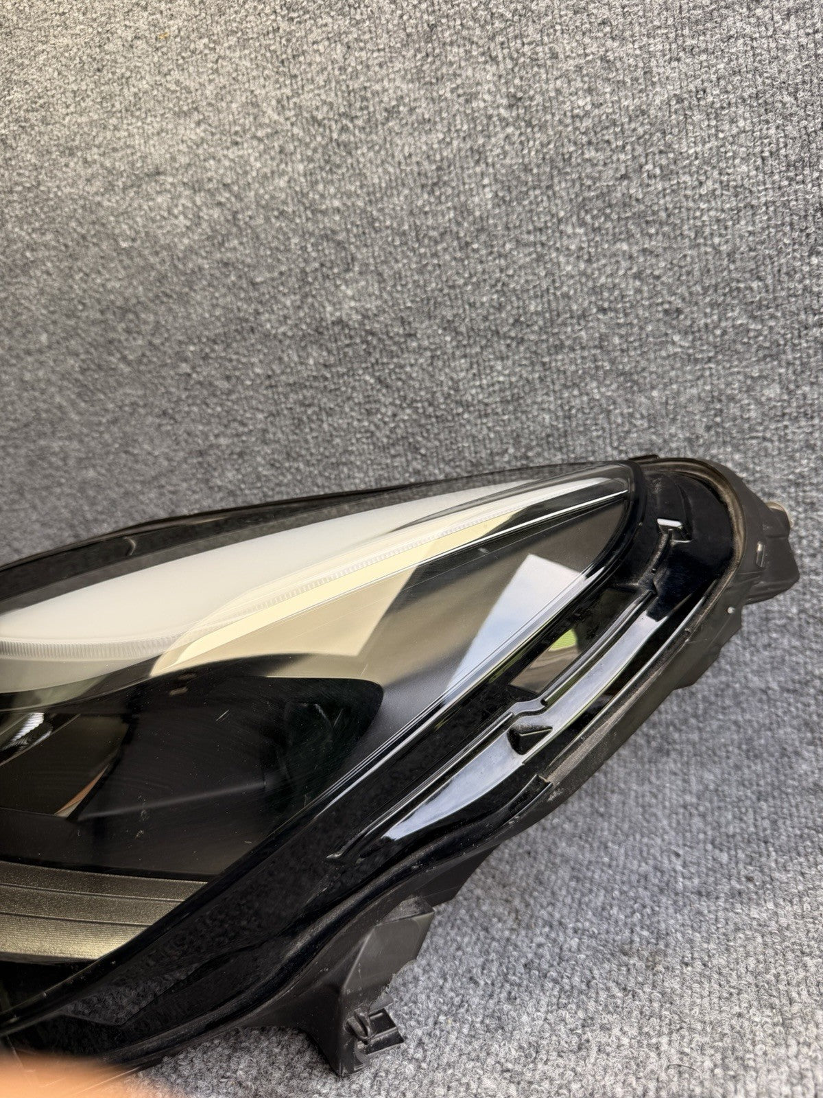2021 2022 2023 2024 Tesla Model 3Y Left Driver Matrix LED Headlight 1514952-00-D