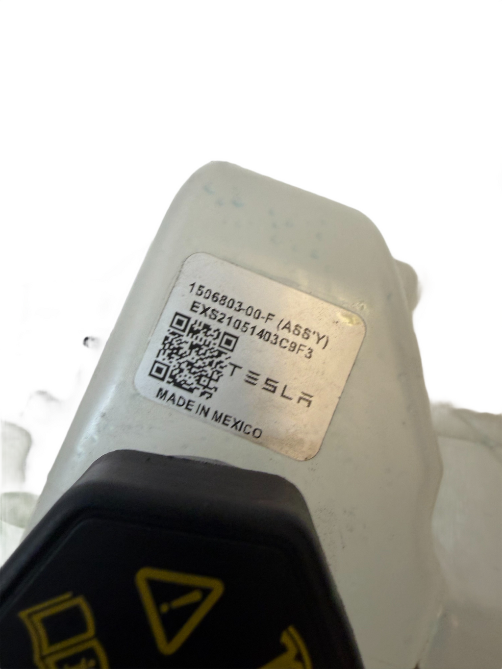 2020-2023 Tesla Model 3 Supermanifold Refrigerant Chiller w/ Coolant Reservoir