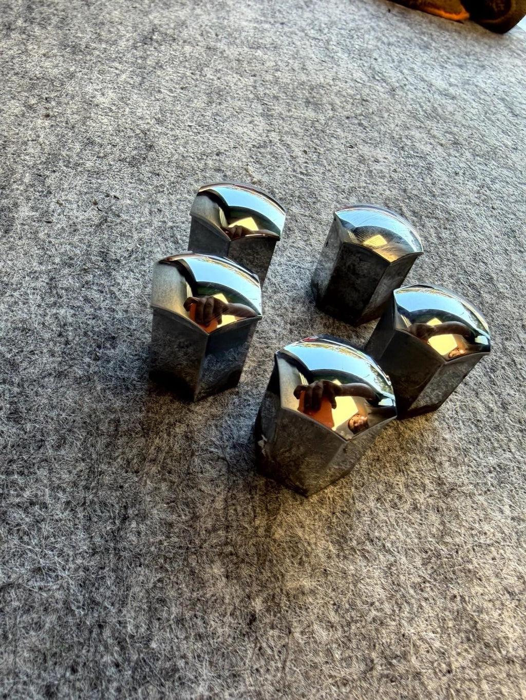 ♦️2017-2023 TESLA MODEL 3 WHEEL RIM LUG NUT BOLT CAP COVER SET OF 5 OEM