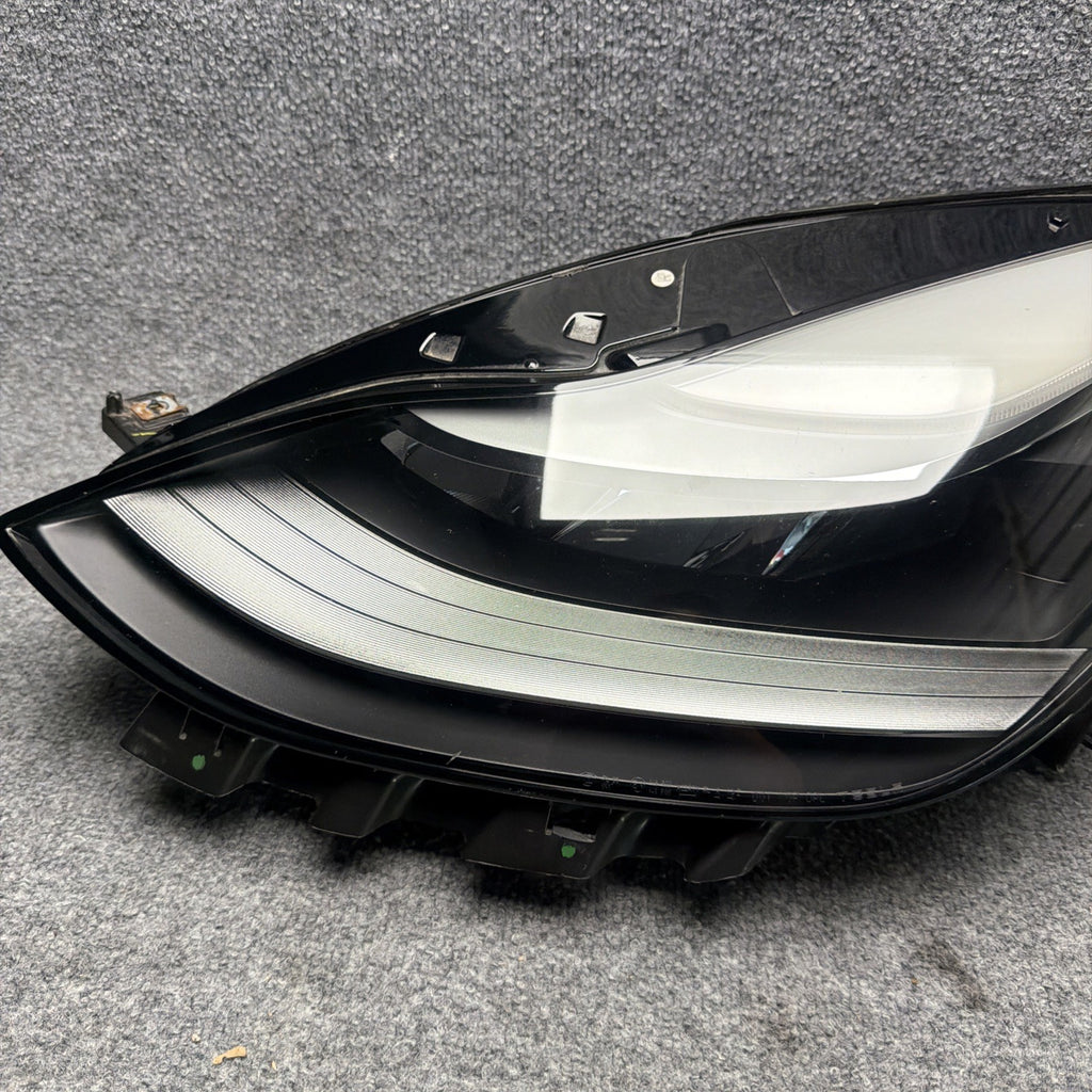 2021-2023 TESLA MODEL 3 Y LEFT HEADLIGHT MATRIX LED DRIVER HEAD LIGHT SCRATCHED