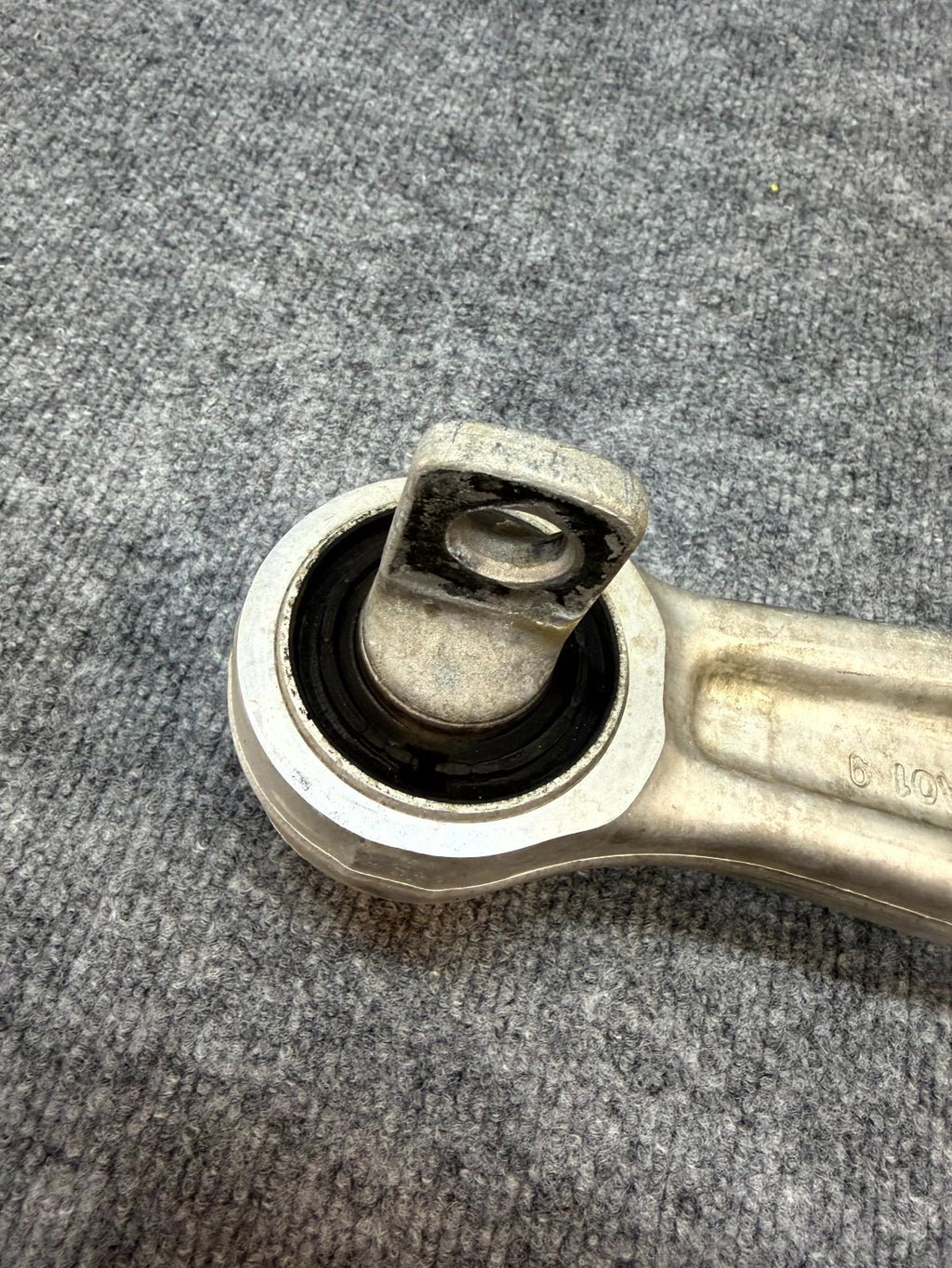 2020 - 2024 TESLA MODEL Y FRONT RIGHT / LEFT LOWER CONTROL ARM OEM, 1188341-00-C
