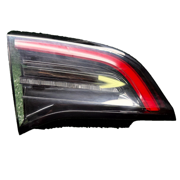 17 - 23 TESLA MODEL 3 Y REAR LEFT TAIL LIGHT TAILLIGHT LAMP OEM, 1502088-00-B