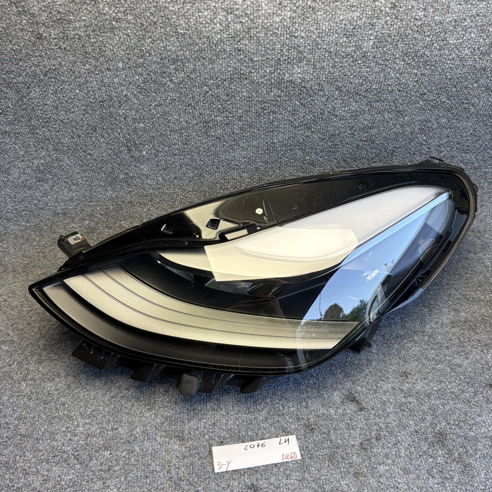 21-23 Tesla Model 3 Y Left Side Headlight Matrix OEM 1514952-00-D