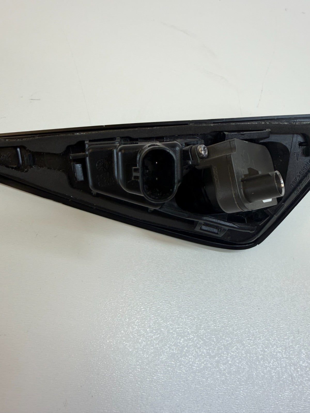2024-2026 TESLA MODEL 3/Y LEFT DRIVER SIDE PARKING CAMERA 1820734-00-D