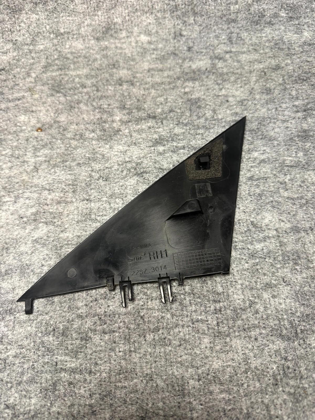 ♦️17-23 Tesla Model 3 Front Right Door Wing Mirror Triangle Cover OEM, 2287.3014