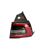 2017-2023 TESLA MODEL 3 LED TAIL LIGHT REAR OUTER RIGHT PASSENGER SIDE 3 PIN