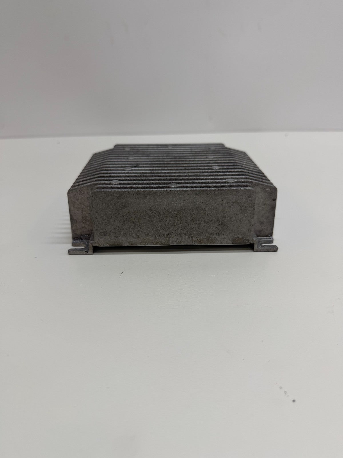 2012-2020 Tesla Model S External Amp Audio Sound System Amplifier 1004833-10-A