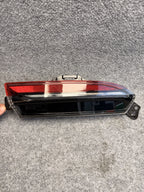 24 25 Model 3 Rear Right Lower Bumper Taillight Lamp LED Reflector 1712514-00-D