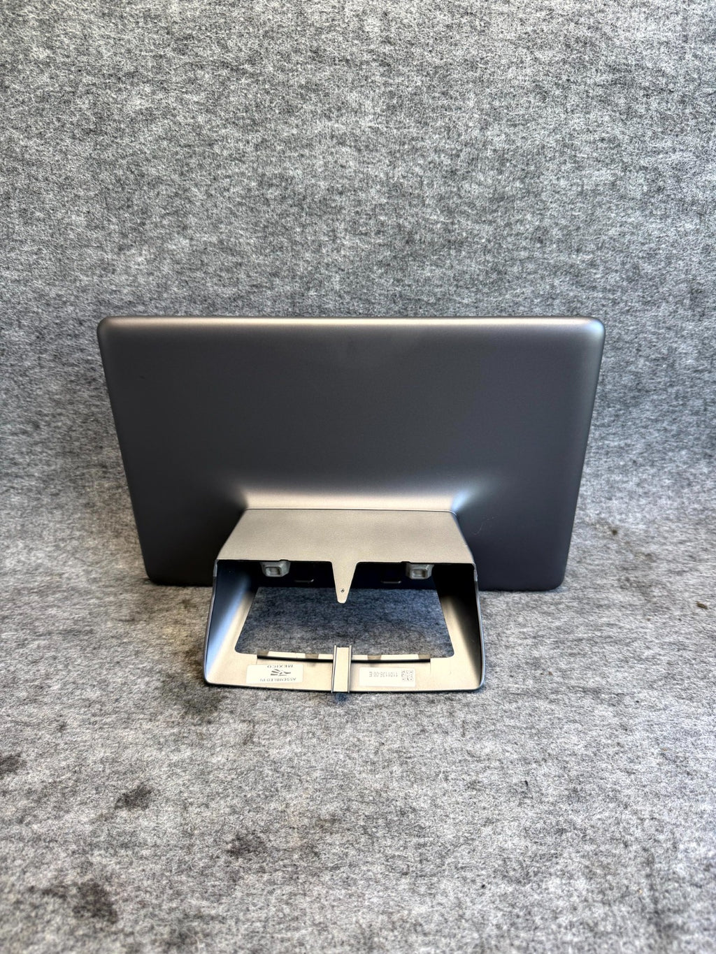 ♦️17–23 TESLA MODEL 3 DASH DISPLAY TOUCH SCREEN HOLDER BRACKET OEM, 1101136-00-E
